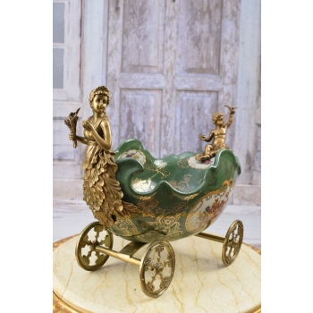 Porcelanowa Patera na Kołach - Dorożka Wóz + Figury z Brązu
