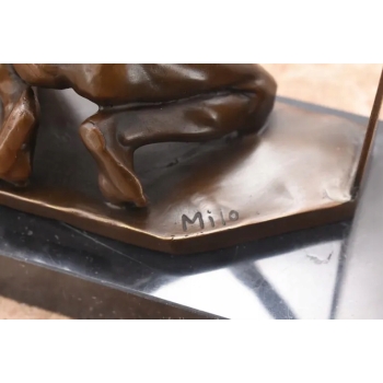 Nowoczesna Figura - Mężczyzna Uwięziony w Ramie - Rzeźba z Brązu - Ozdoba