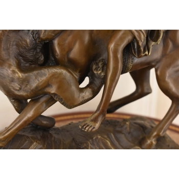 Amazońska Wojowniczka na Koniu Walcząca z Panterą - Figura Rzeźba z Brązu