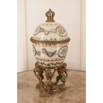 PORCELANOWE JAJKO JAJO LEW okute brązem czerwone