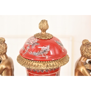 Porcelanowy Czerwony Wazon - Puchar Amfora Porcelana i Brąz - Kwiat Ozdoba