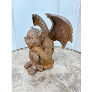 Żeliwna Stara Figura - Przyczajony Gargulec Toskański - Rustykalna Figurka