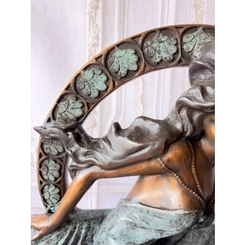 Muza z Kwiatami Figura z Brazu w Stylu Secesja Patyna Dama w Sukni 125cm