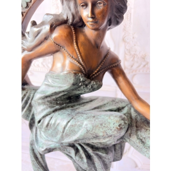Muza z Kwiatami Figura z Brazu w Stylu Secesja Patyna Dama w Sukni 125cm