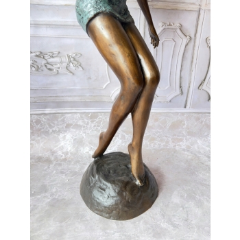 Calineczka z Brązu Elf - Stojaca Dziewczynka Wróżka - Figura z Brązu 150cm